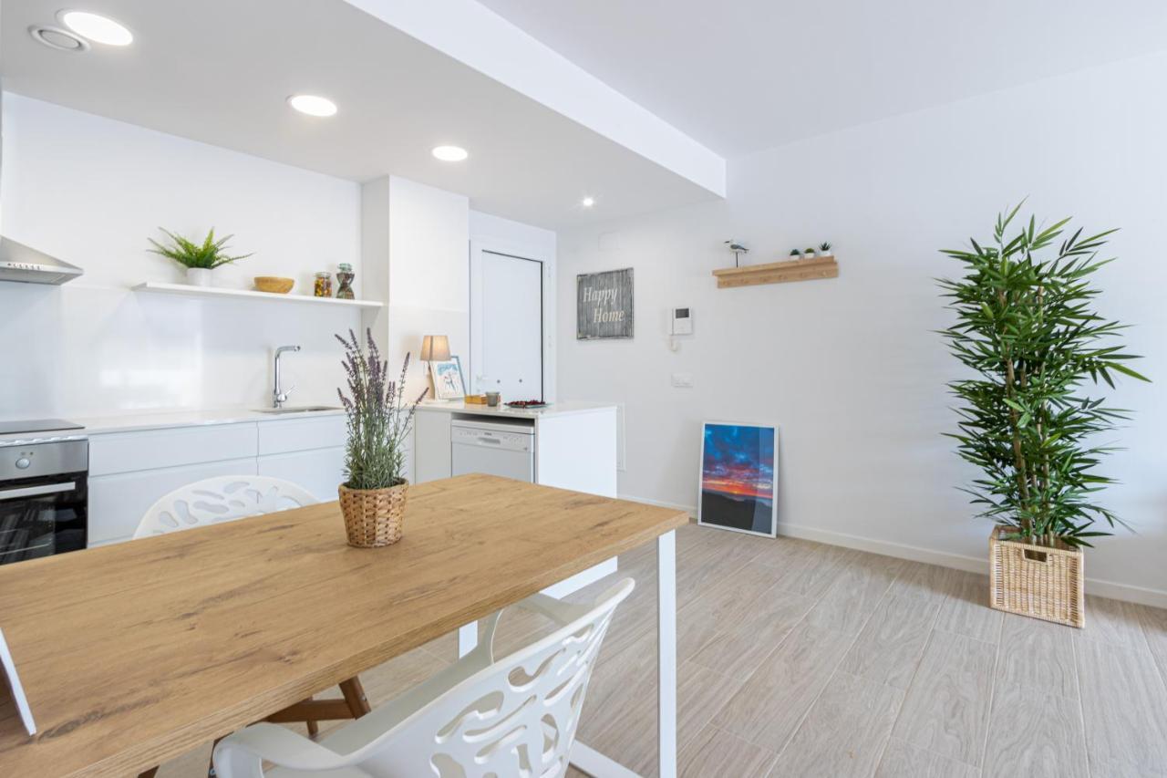 M A R I V E N T Suite With Bathroom And Terrace 50 M2 Росас Экстерьер фото