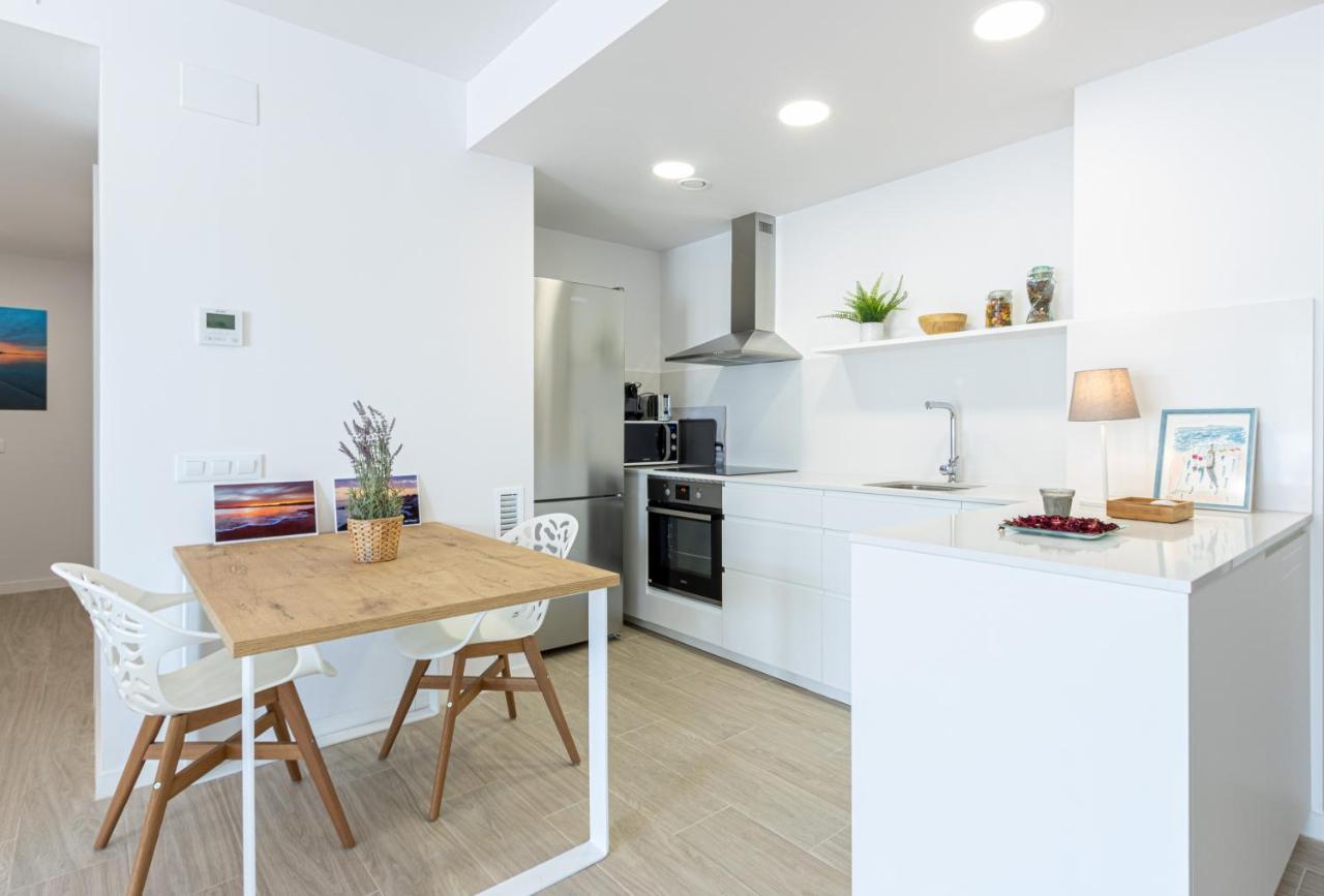 M A R I V E N T Suite With Bathroom And Terrace 50 M2 Росас Экстерьер фото